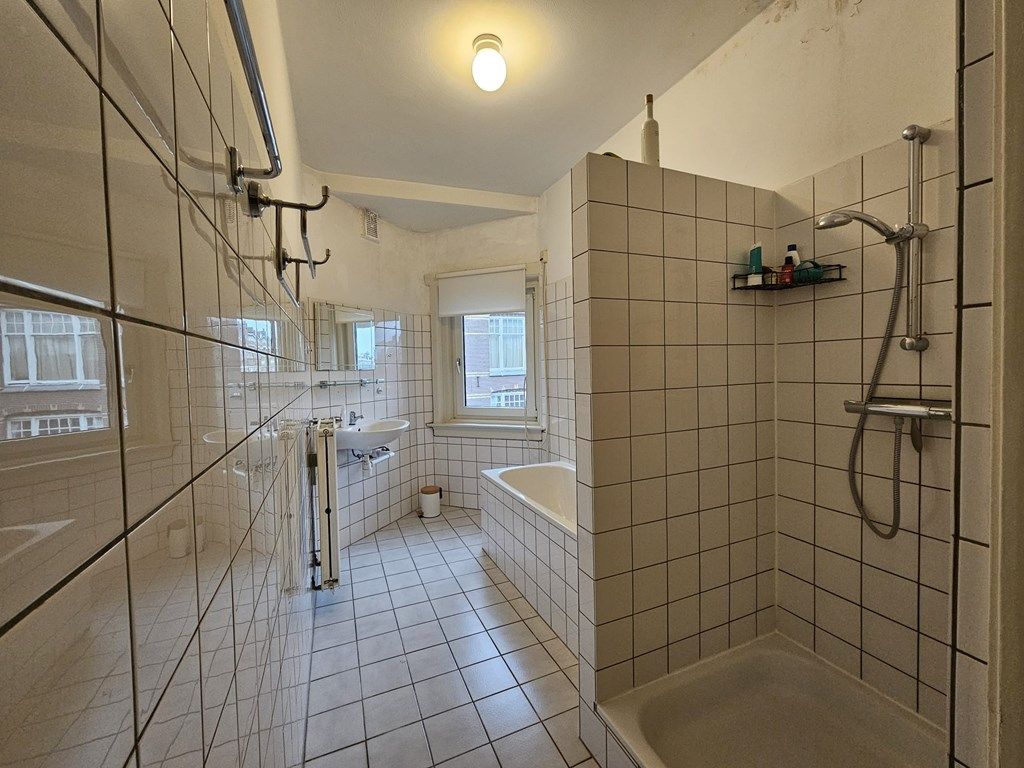 45db0dee-0f93-4527-88db-0c434cbdac15.jpg