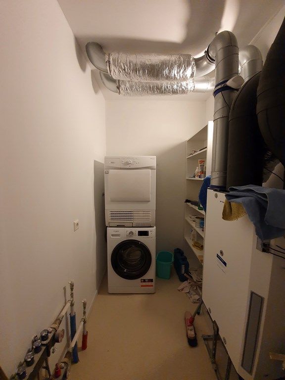 a361eeec-bc40-48b5-a508-9092bd51b526.jpg