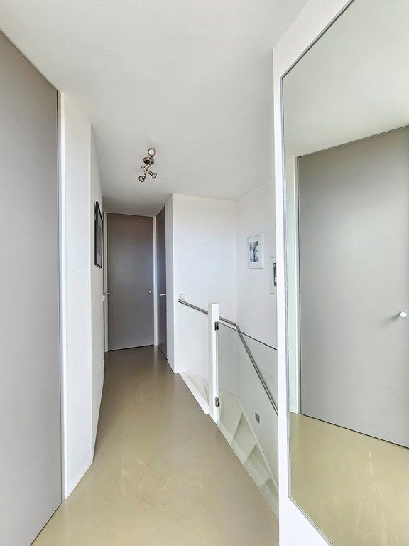 dcdfd5d1-8303-4584-aa61-511e56a76018.jpg