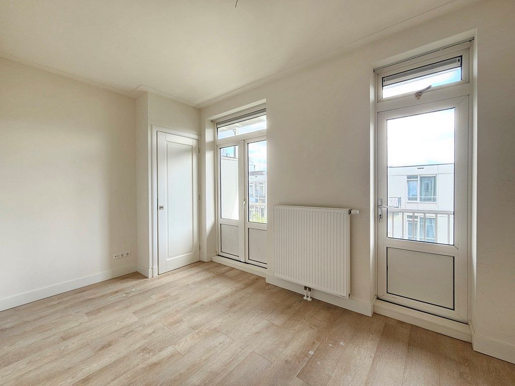 f957d635-4853-4932-9909-7af775198763.jpg